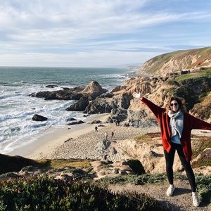 Meet your Posher, Christina